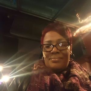 Meet your Posher, Ernestine