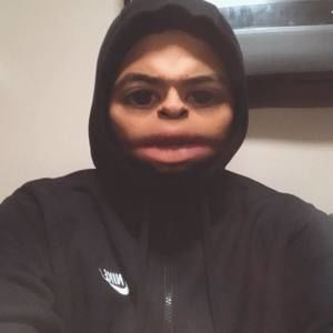 Meet your Posher, Eric