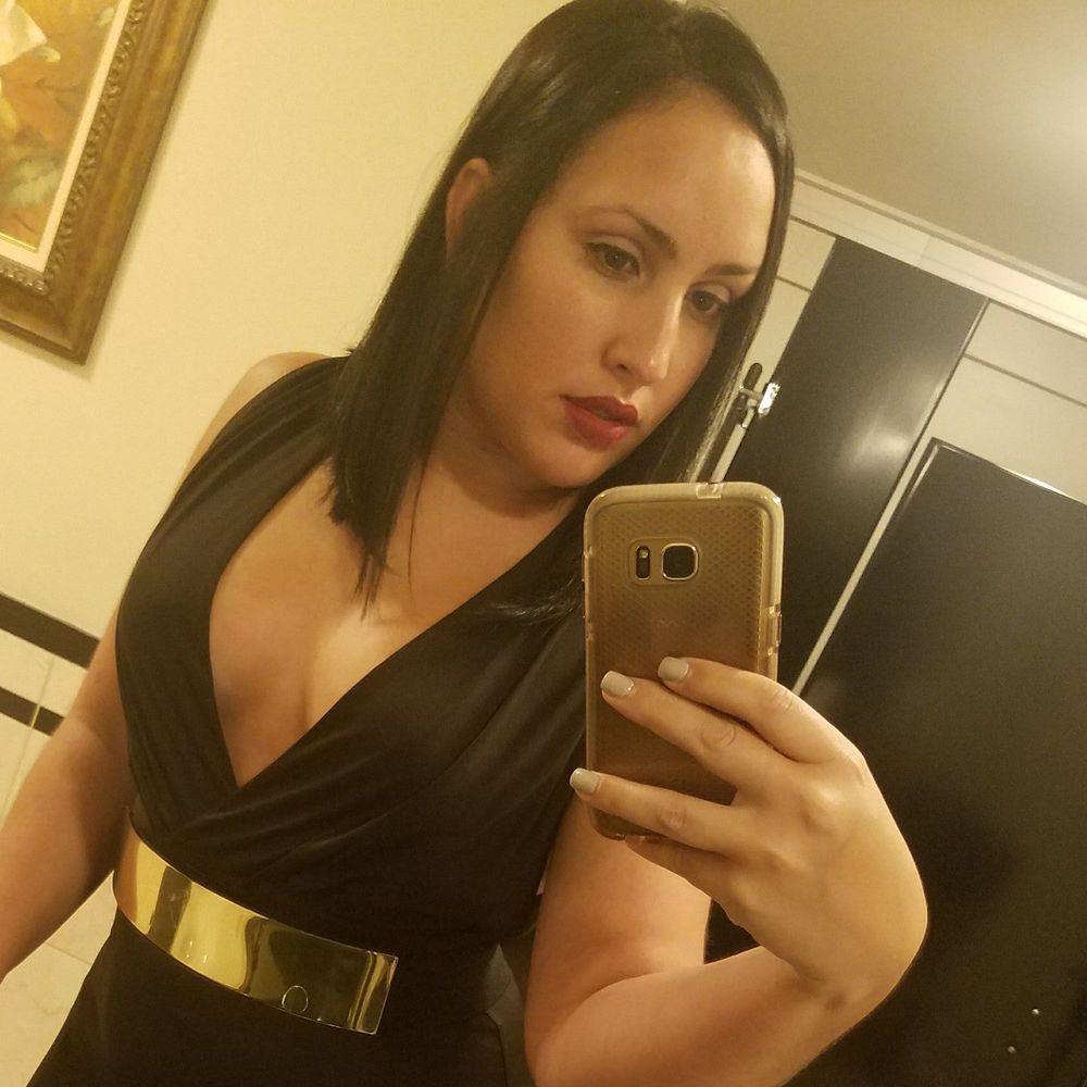 Meet your Posher, Rosaly