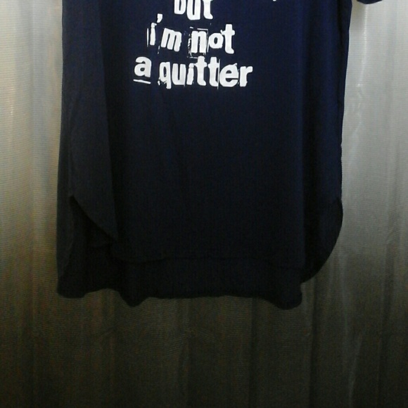 NWT WOMAN'S SCOOPNECK HI-LO GRAPHIC TEE - Picture 2 of 2