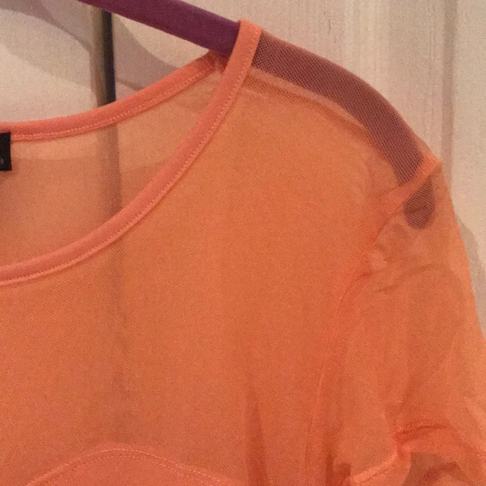 ♥️ Pink Crop Top - Picture 3 of 5