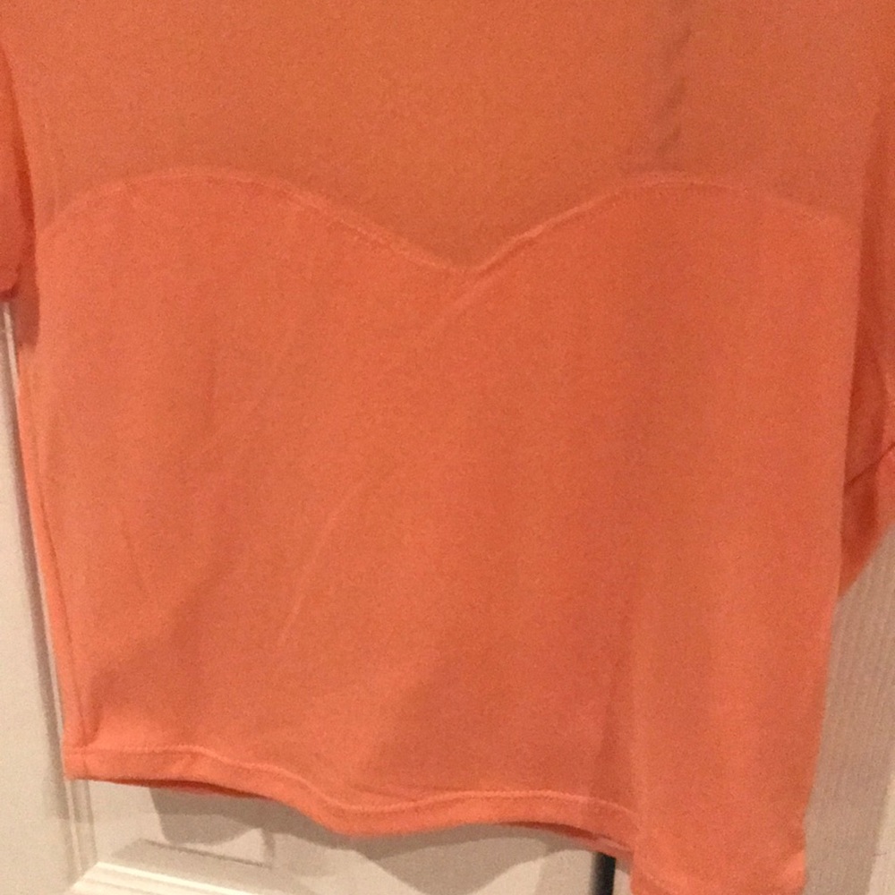 ♥️ Pink Crop Top - Picture 4 of 5