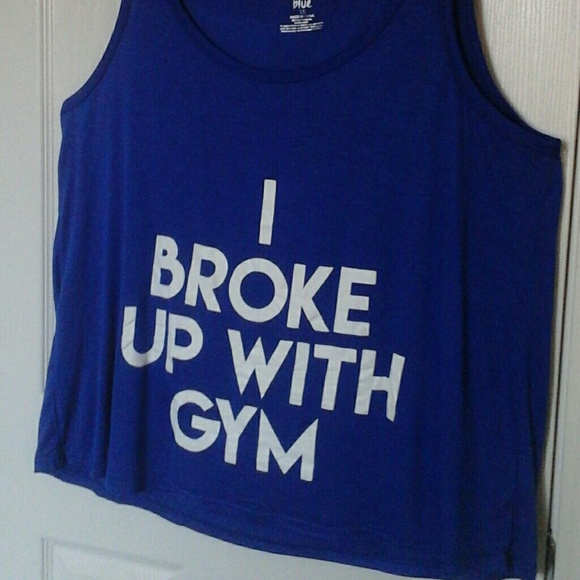 NWT WOMAN'S GRAPHIC TANK TOP - Picture 2 of 4