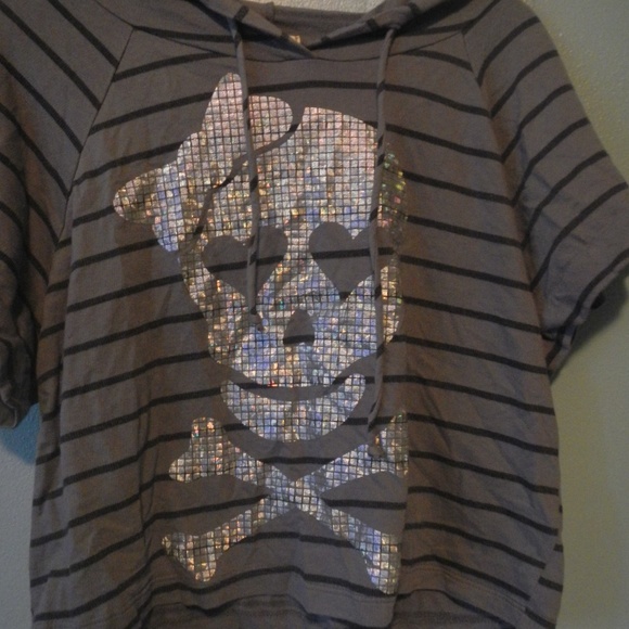 Gray/black striped sugar skull hooded top - Picture 2 of 3