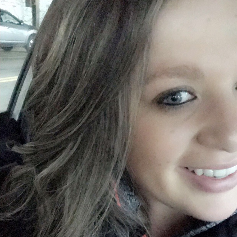 Meet your Posher, Kaitlin