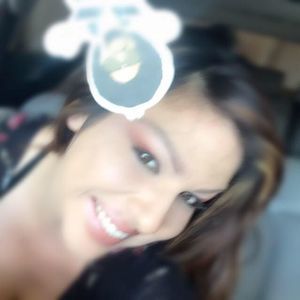 Meet your Posher, Leanne