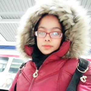 Meet your Posher, Saira