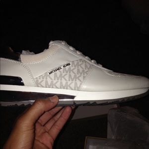 Micheal Kors Shoes