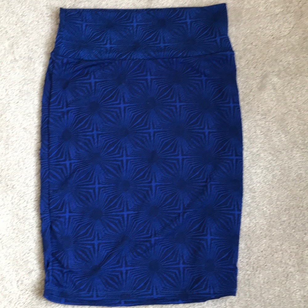 Small royal blue stretchy Lularoe Cassie