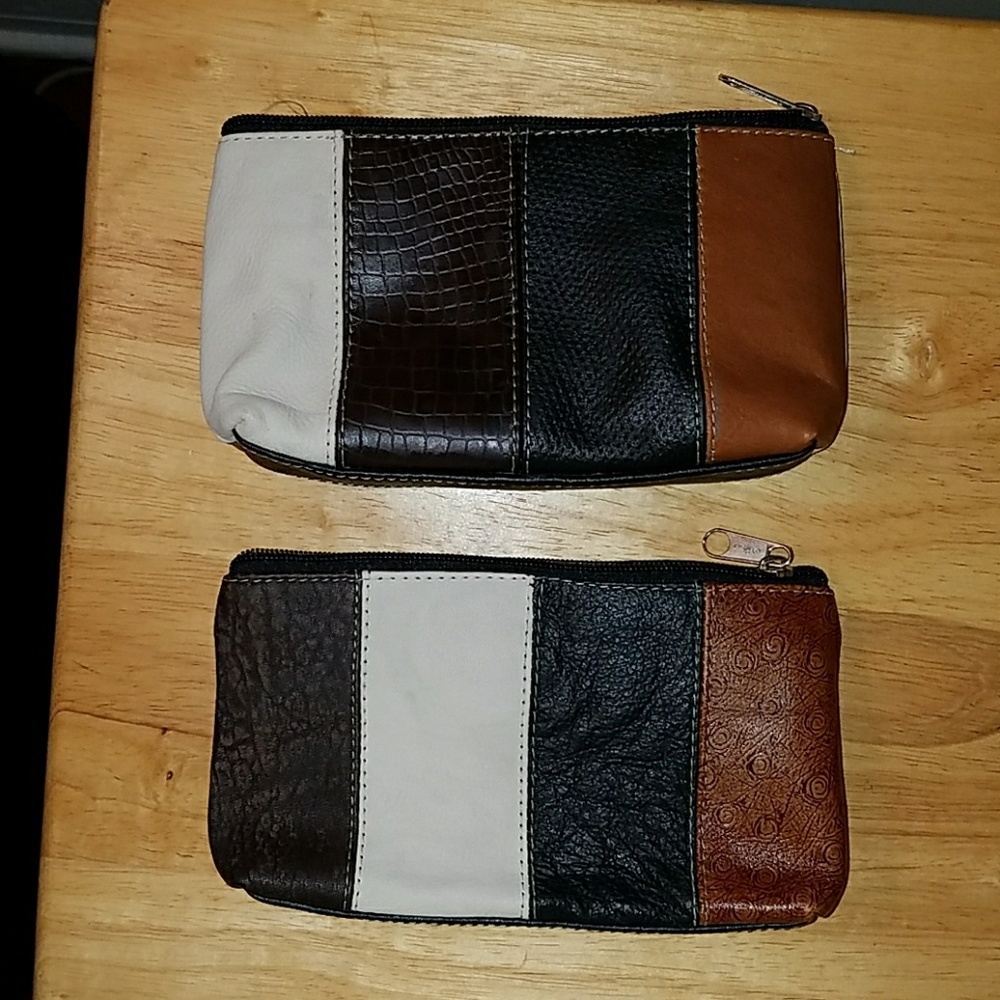 Leather Full Grain mini purses, zippered.
