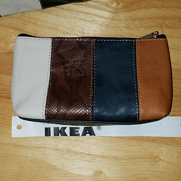 Leather Full Grain mini purses, zippered. - Picture 4 of 7