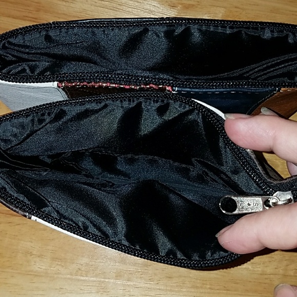 Leather Full Grain mini purses, zippered. - Picture 7 of 7