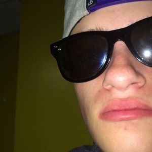 Meet your Posher, Thomas