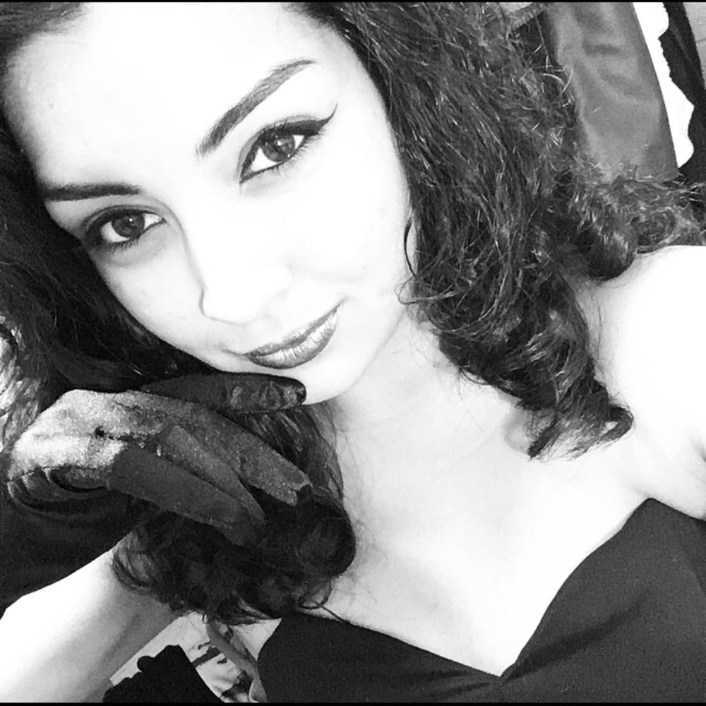 Meet your Posher, Yasmin