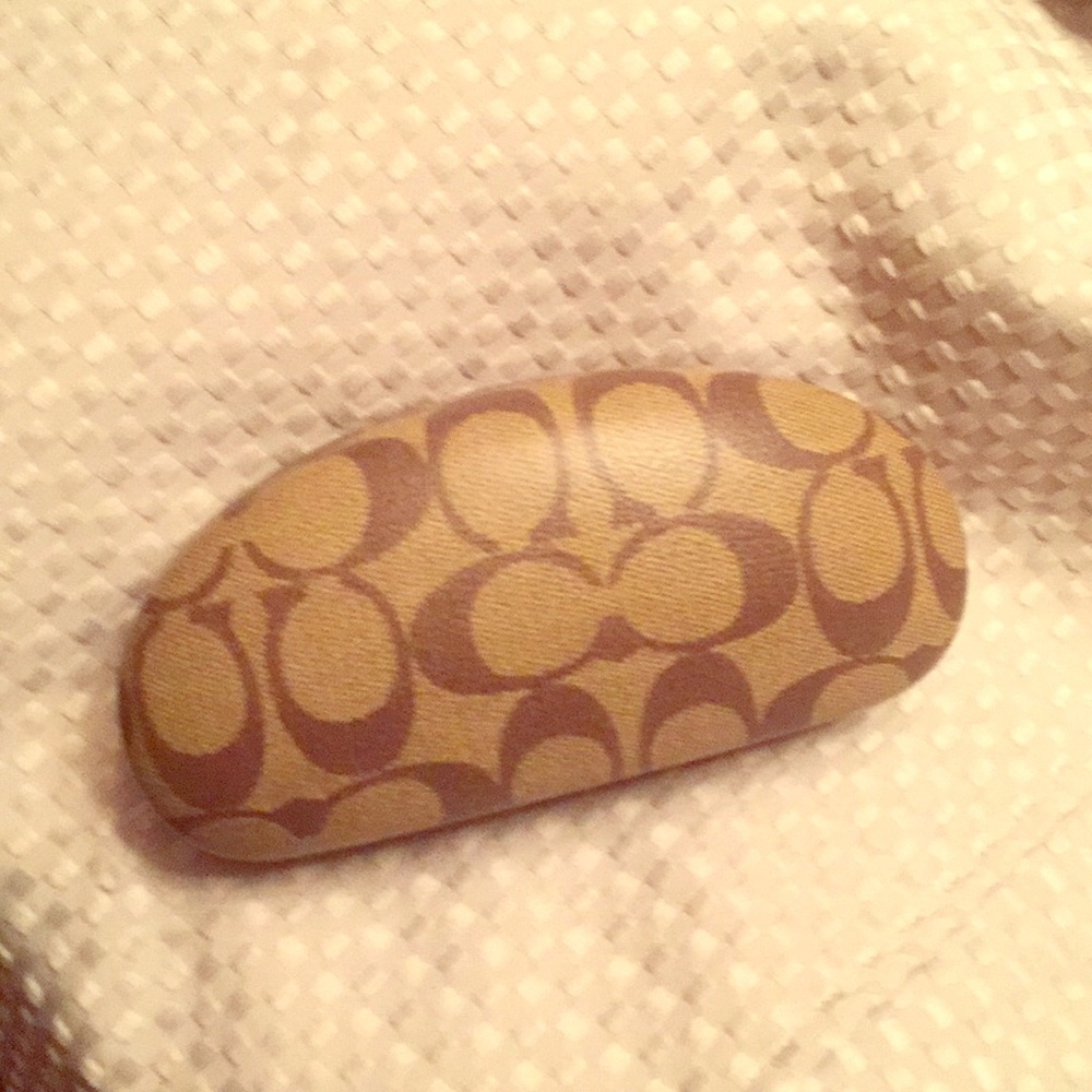 Coach- eyeglass / sunglass case