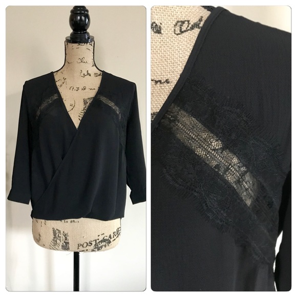 Black lace top - Picture 8 of 8