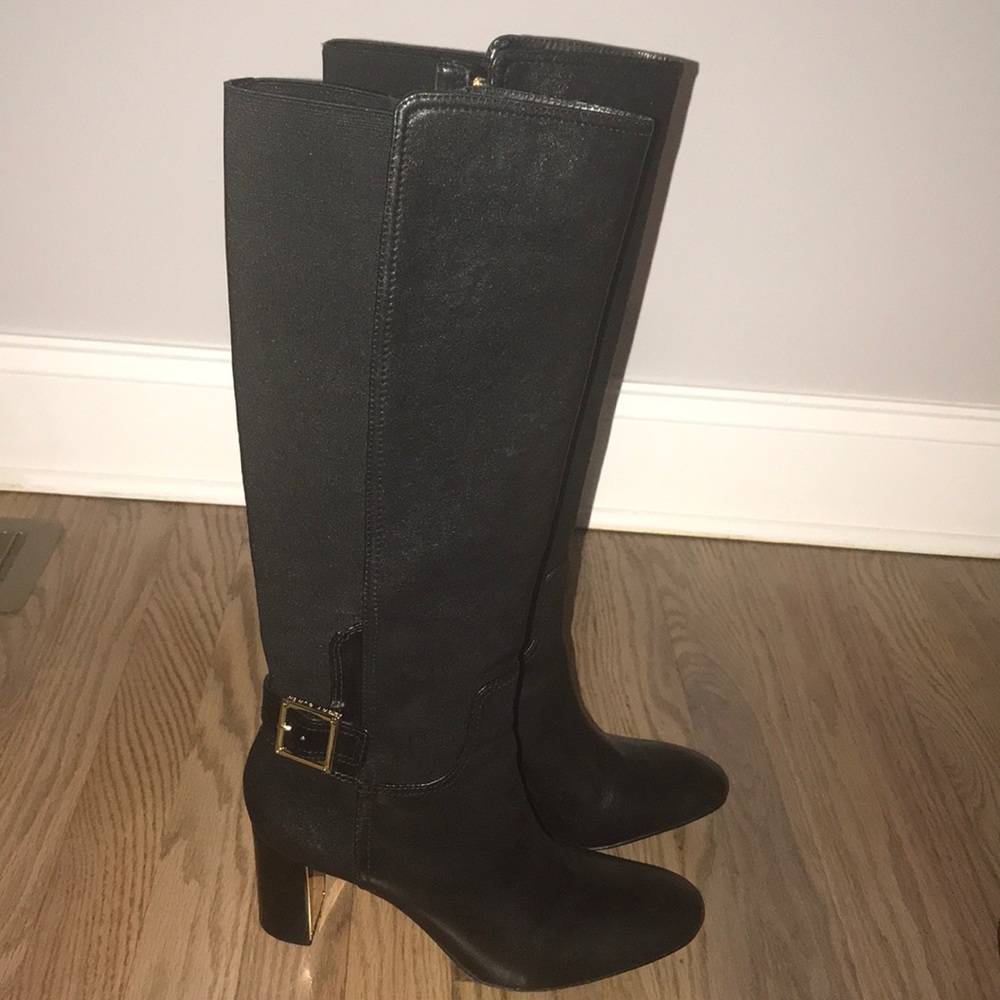 Black Tory Burch boots