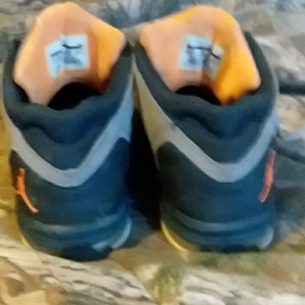 JORDAN SHOES- WOMEN'S