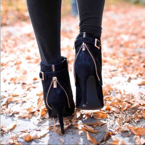 NWT Jessica Simpson Dyer Bootie - Picture 2 of 8