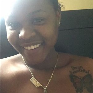 Meet your Posher, Kahniya