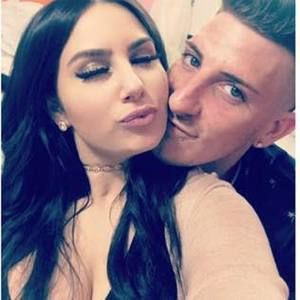 Meet your Posher, Devon