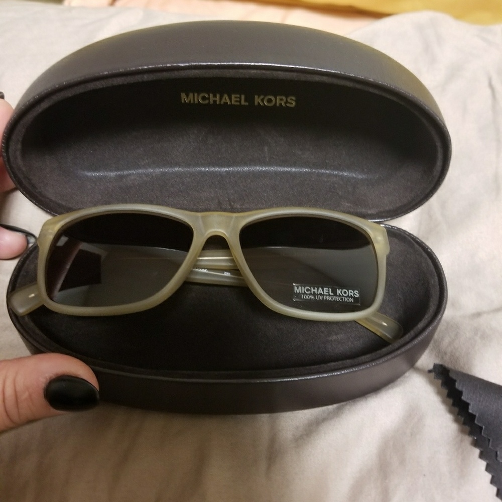 Michael Kors sunglass
