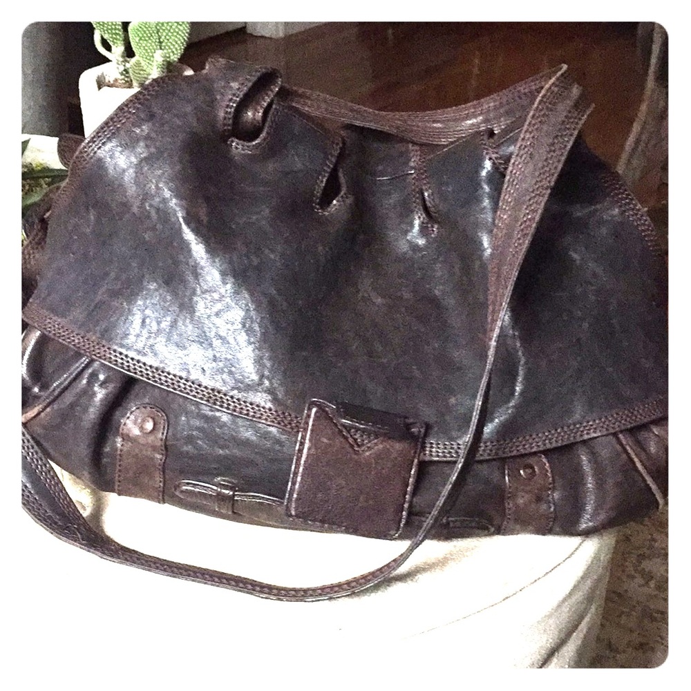 😍GORGEOUS😍 Max Azria hand/crossbody bag