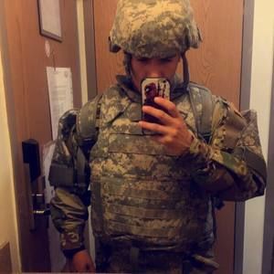 Meet your Posher, Kyle