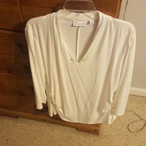 3/4 sleeve white top