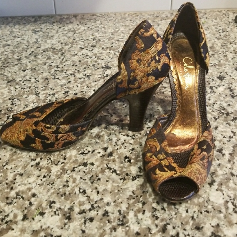 EUC Cole Haan Collection fabric covered heels