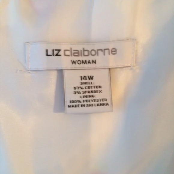 White flowery dress - Picture 2 of 2