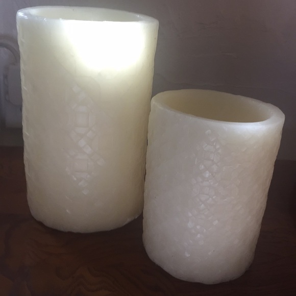 Waxed candles w holder - Picture 1 of 8