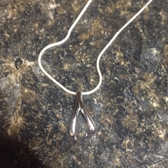 Selling Chrystal diamonds with .925 silver rope - Picture 5 of 6