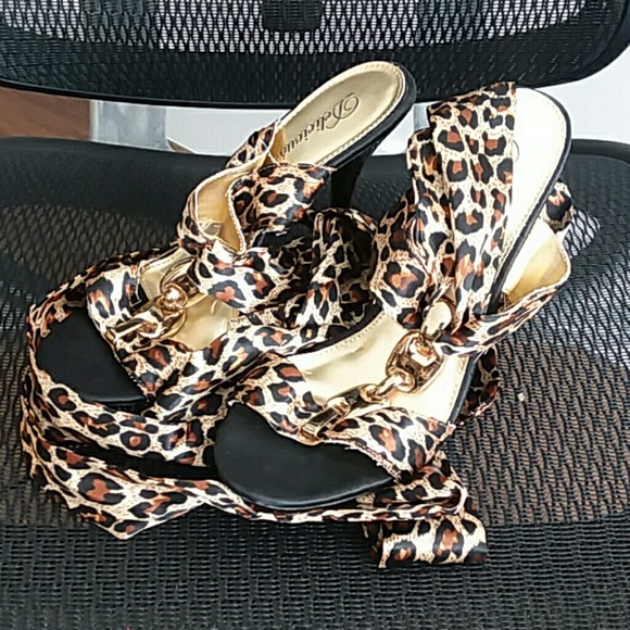 Cheetahprints wrap sandals - Picture 1 of 4