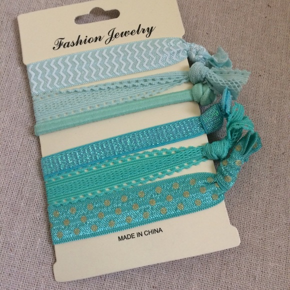Hair ties - 3 colors available - Picture 2 of 4