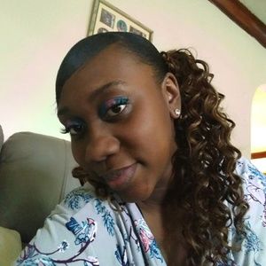 Meet your Posher, Kisha