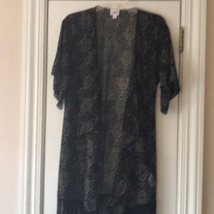 Lularoe Monroe Kimono