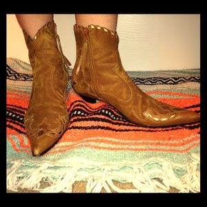 Antonio Melani Tan Western Bailey Suede Boots