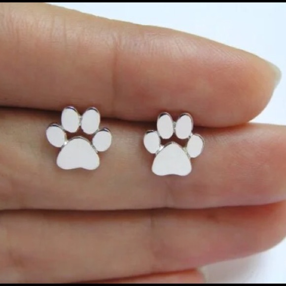 🎉3 for $15 Paw Print Earring - Picture 4 of 8