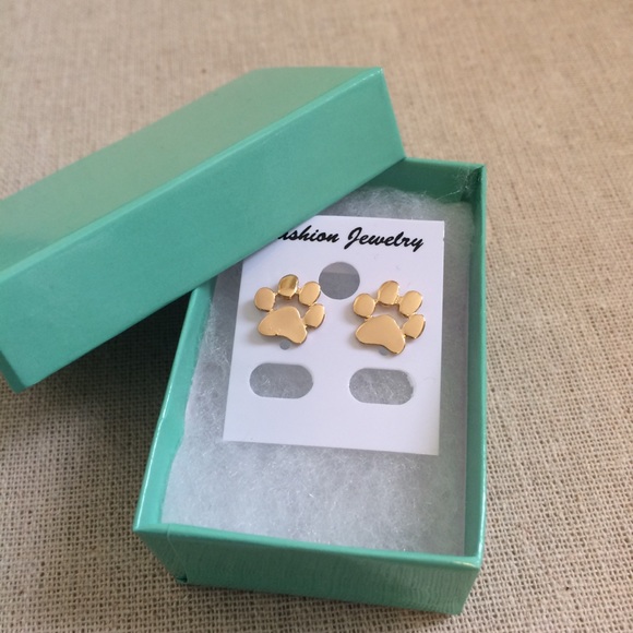 🎉3 for $15 Paw Print Earring - Picture 7 of 8