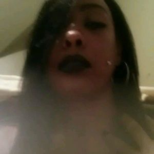 Meet your Posher, Alisa