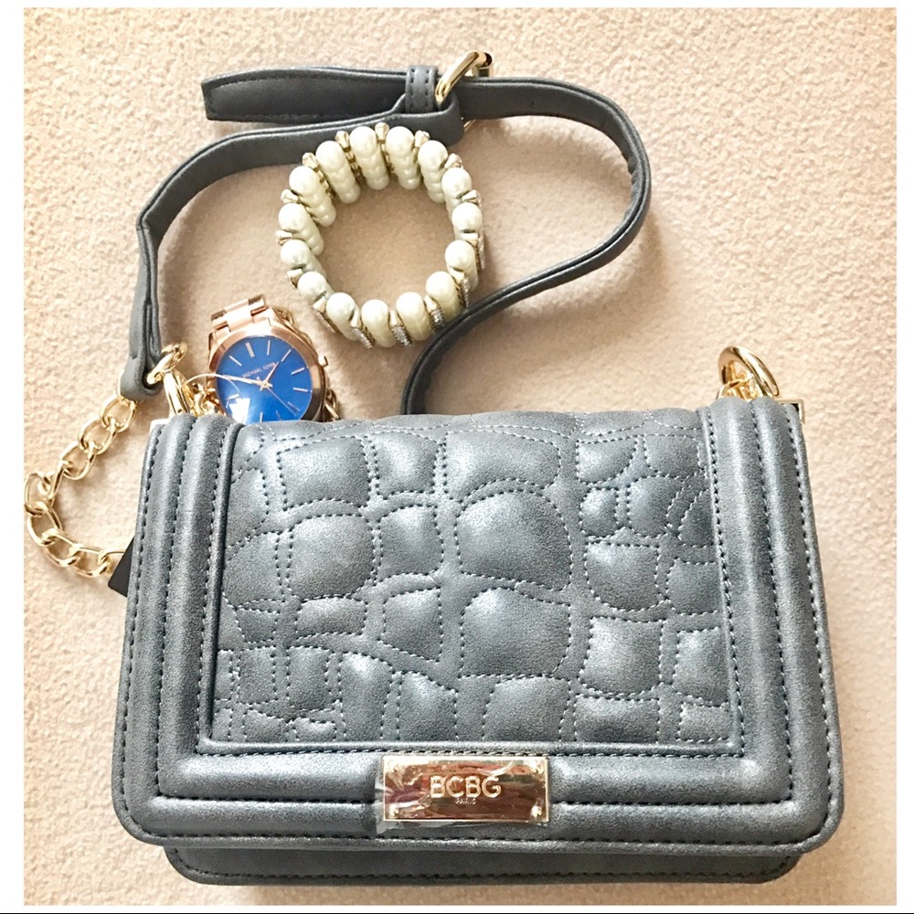 ❌SOLD❌ BCBG PARIS Pewter Carmen Blvd Shoulder Bag - Picture 2 of 8