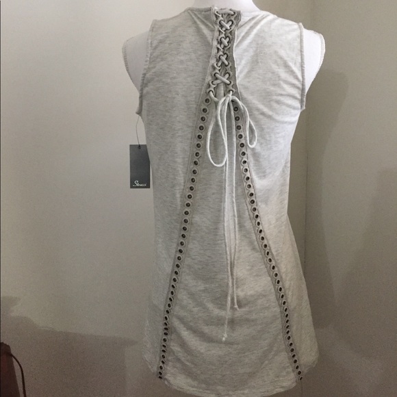 Strassi Tops - NWT Strassi heather gray tie-up, high-low tank