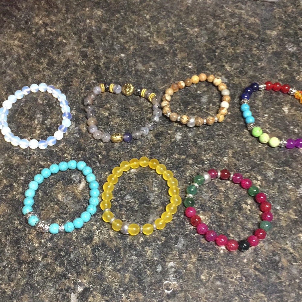 bracelets color are Top quality of bead or stone