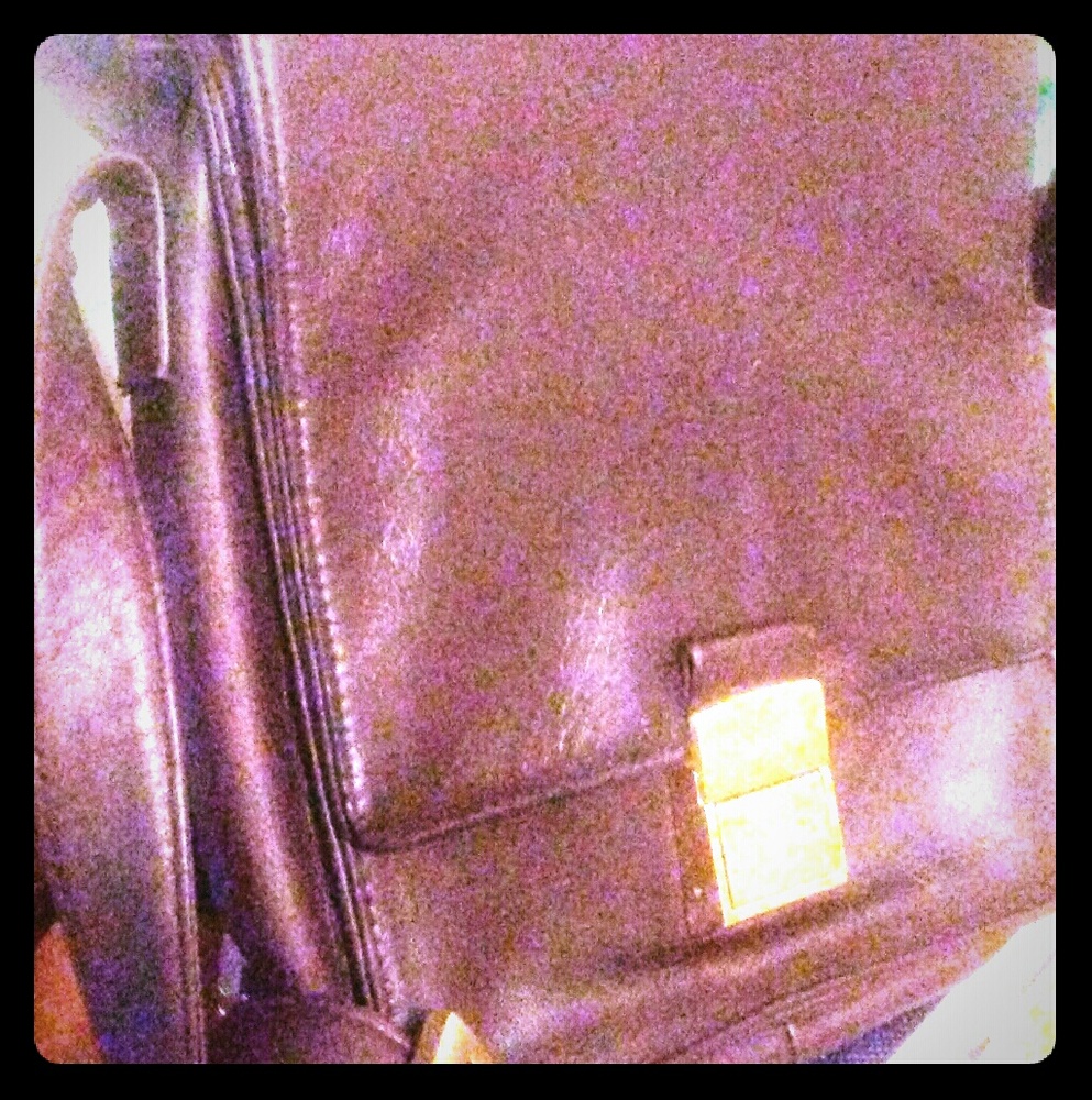 EUC vintage Perlina crossbody