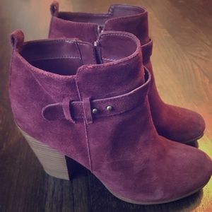 Burgundy suede ankle booties by Franco Fortini