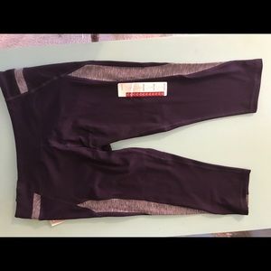 NWT-Ladies size XL-Bamboo drywick capris-Purple