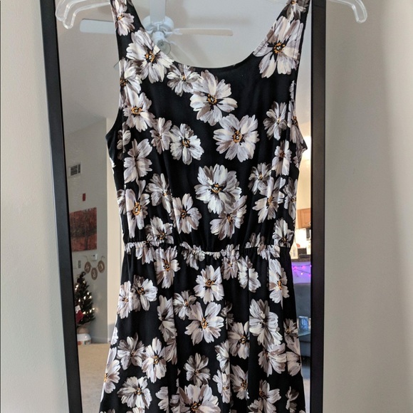 Forever 21 Floral Dress - Picture 1 of 3