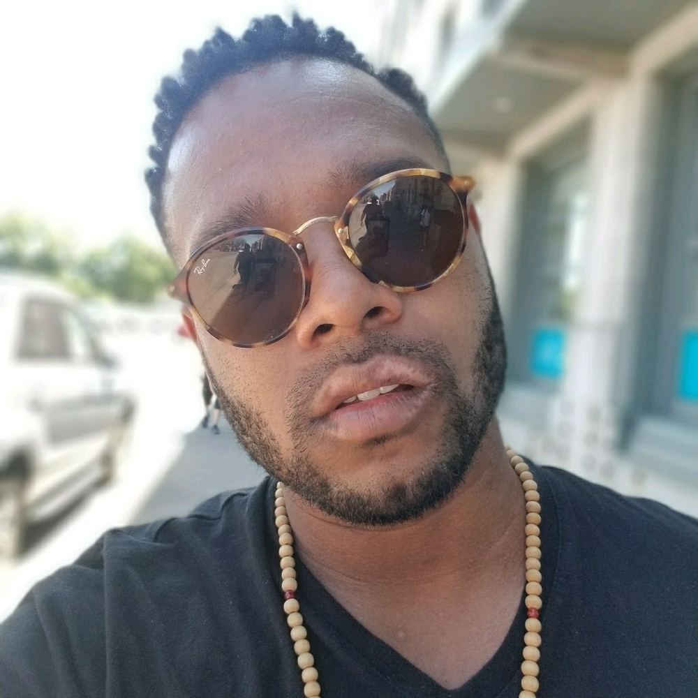 Meet your Posher, Robert