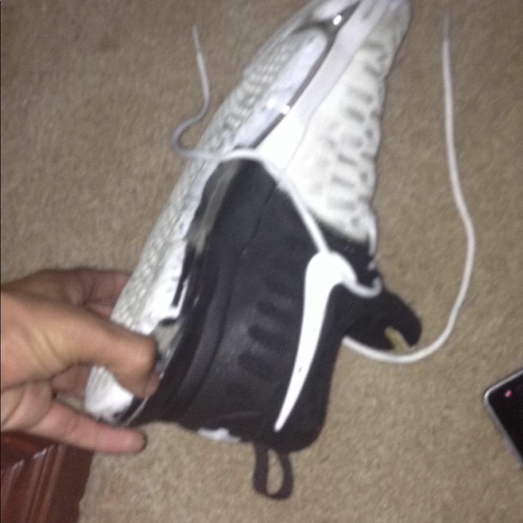 Nike KD 10 - Picture 2 of 3